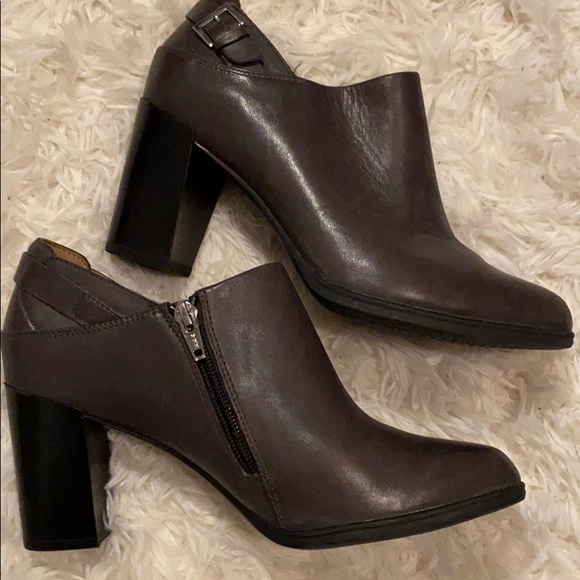 Clarks Artisan Boots - Picture 1 of 5